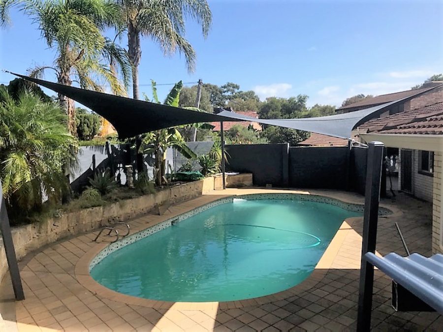 Duncraig Shade Sail over pool