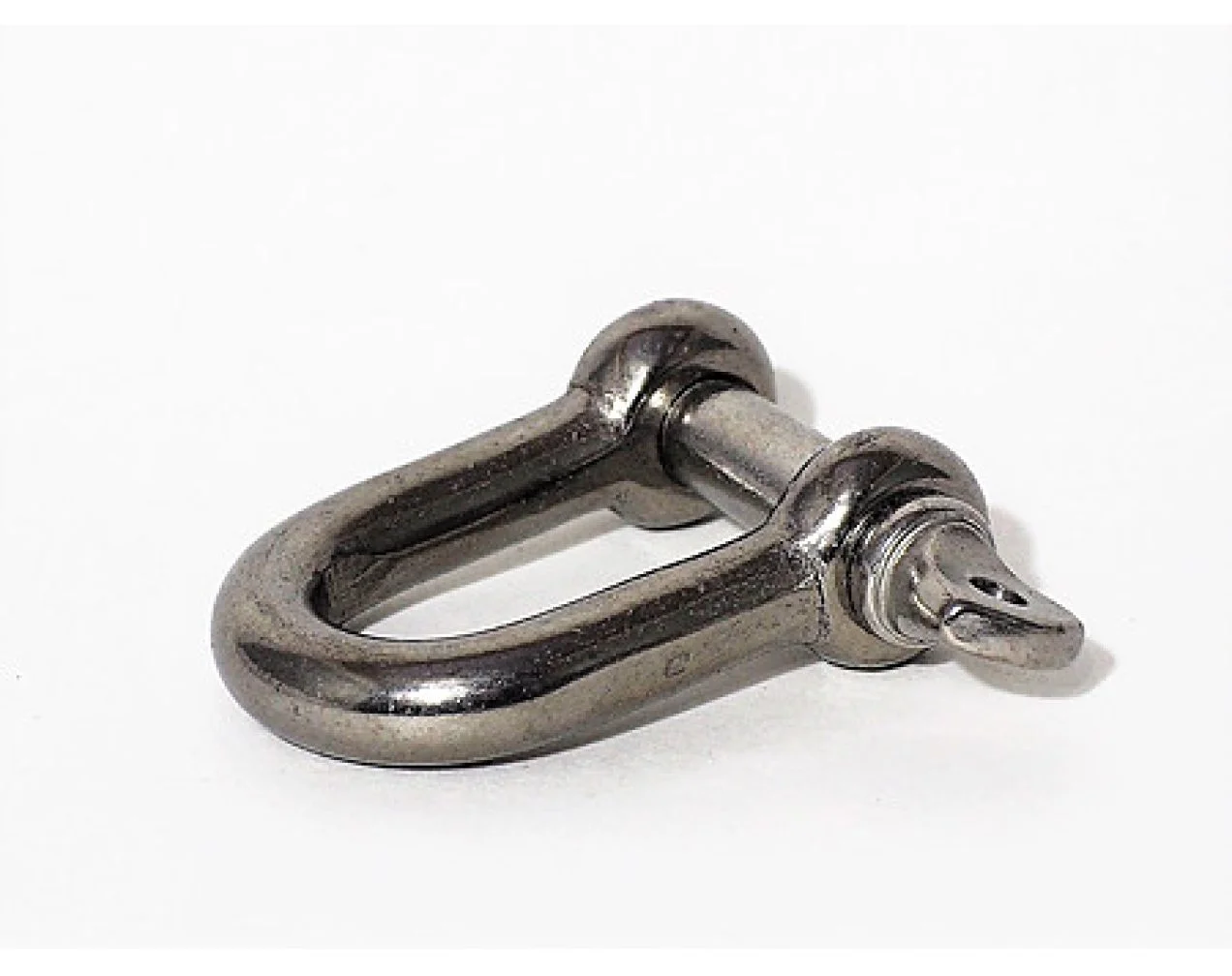 Dee Shackle 8mm